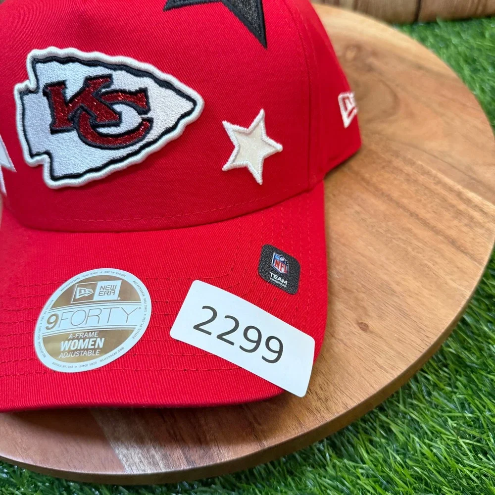 New Era 9FORTY A-Frame Stardom Hat Womens One Size Red Kansas City Chiefs Star